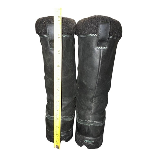 Keen Alaska Hiking Boots
Women’s Size 7 – Black with Blue Turquoise Trim - Picture 10 of 10